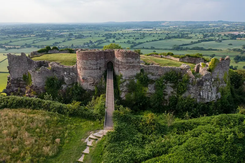 Beeston Castle: Remains of Beeston Castle