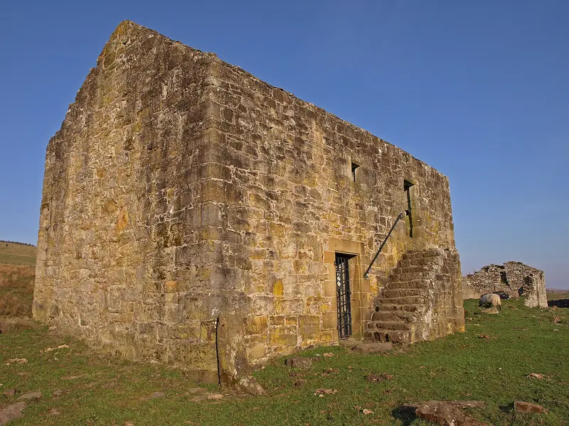 Black Middens Bastle House: Black Middens Bastle