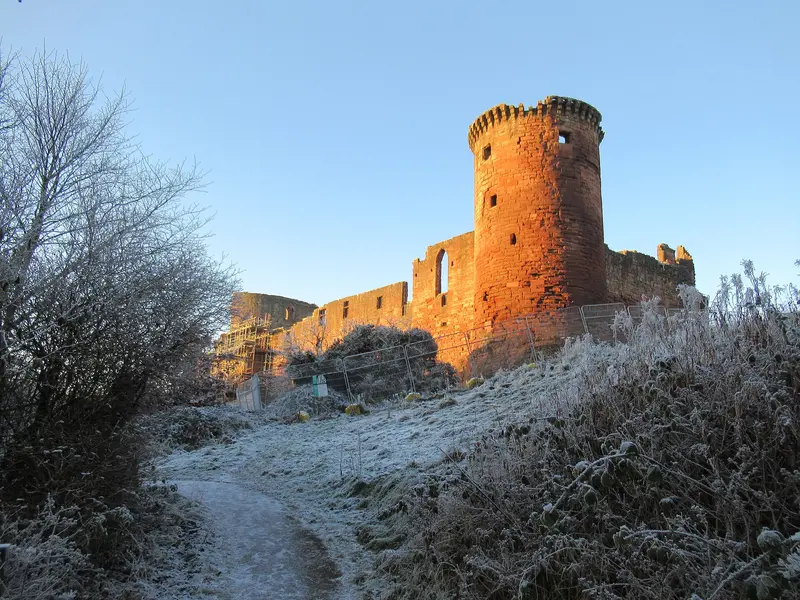 Bothwell Castle: Bothwell Castle in winter
