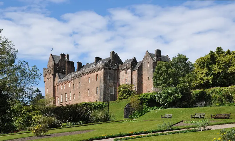 Brodick Castle: This is a photo of listed building number