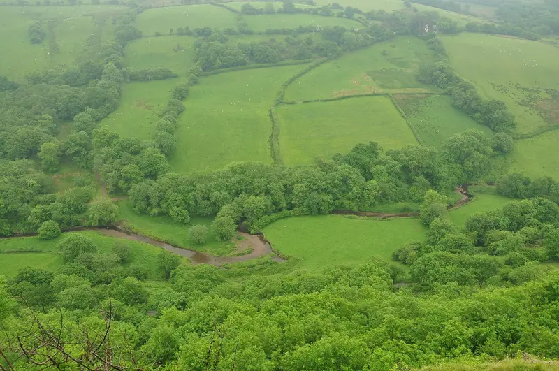 Carreg Cennen Castle: Afon Cennen below Carreg Cennen Castle