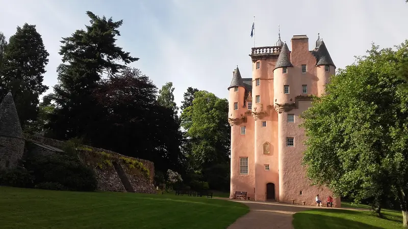 Craigievar Castle: This is a photo of listed building number
