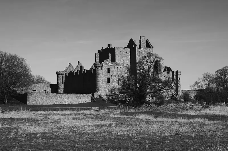 Craigmillar Castle: Edinburgh