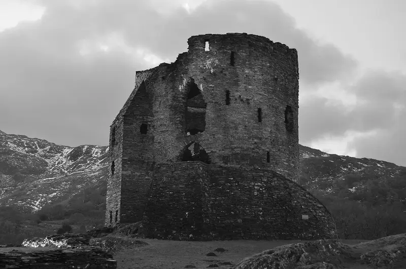 Dolbadarn Castle: Castell-Dolbadarn-Castle