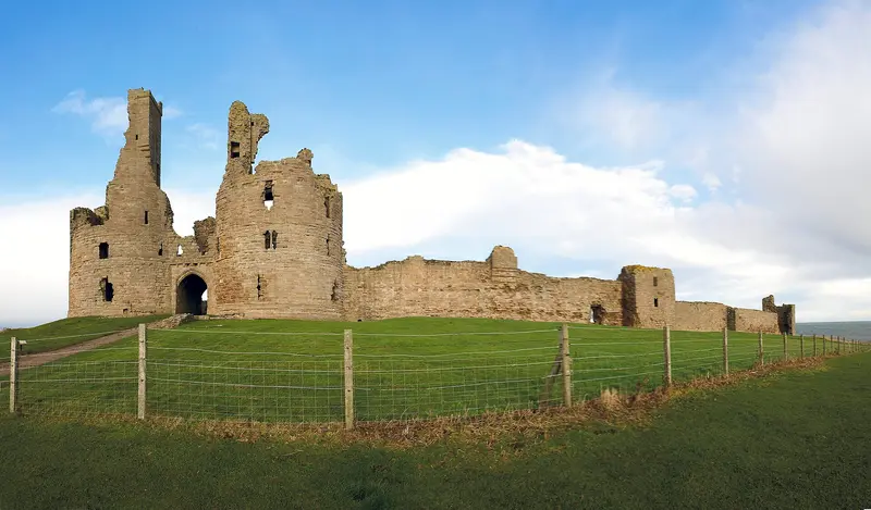 Dunstanburgh Castle: Dunstanburgh Castle