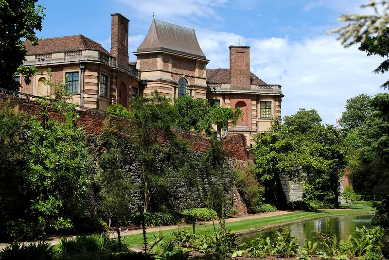 Eltham Palace: Built by the Courtauld family next to the remains of Eltham Palace, childhood home of Henry VIII, it’s among the finest examples of Art Deco architecture in England
