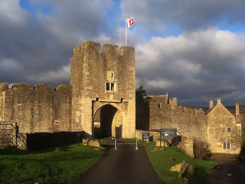 Farleigh Hungerford Castle: East Gate of Farleigh Hungerford Castle