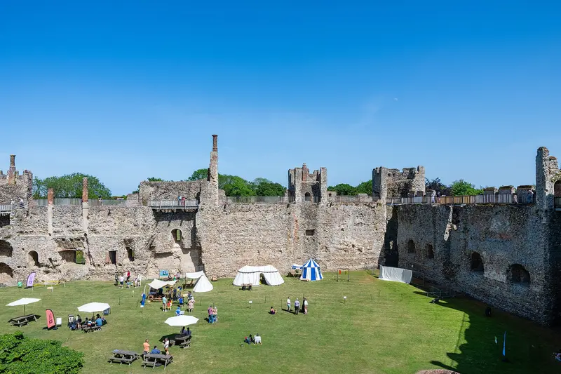 Framlingham Castle: Framlingham Castle, curtain wall in Framlingham, Grade I listed