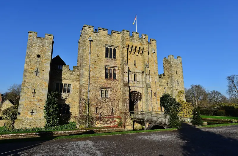 Hever Castle: Photo by Michael Garlick