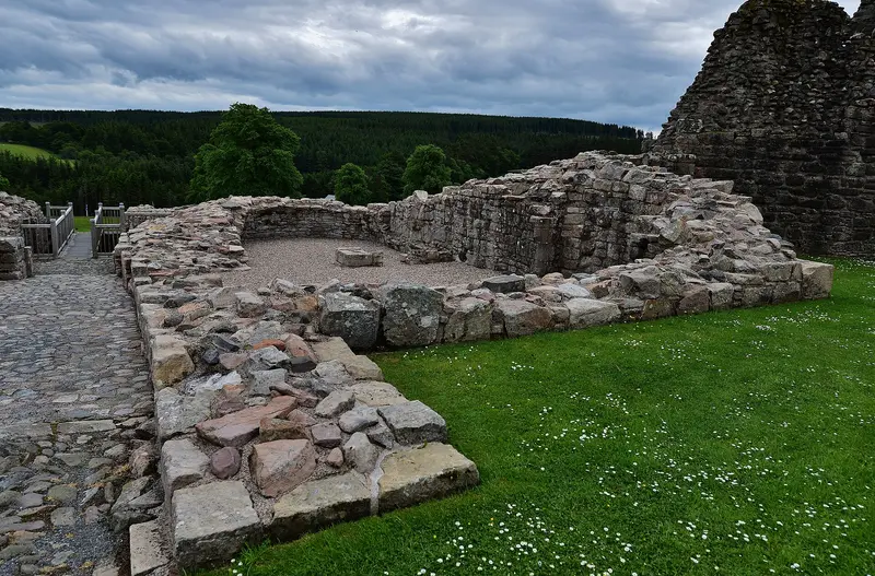Kildrummy Castle: Photo by Michael Garlick