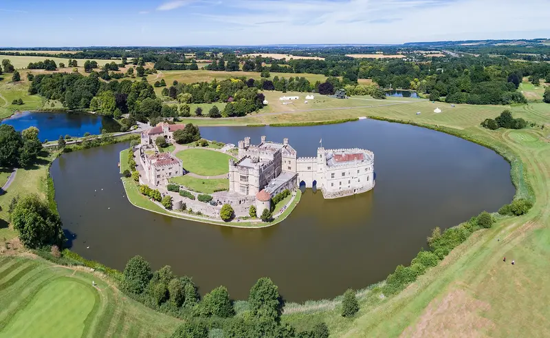 Leeds Castle: leeds castle panorama 2017