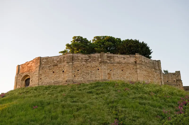 Lincoln Castle: Lincoln: Lincoln Castle, Motte, South Wall
