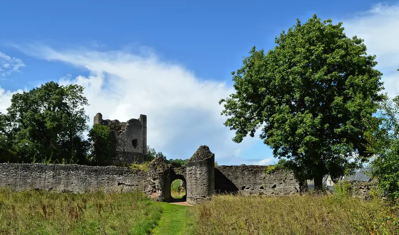 Longtown Castle: Longtown Castle