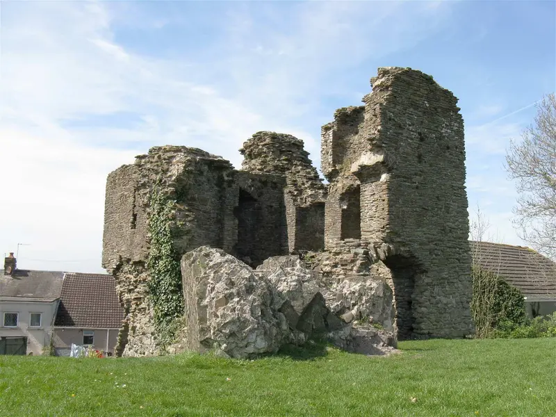 Loughor Castle: Loughor Castle