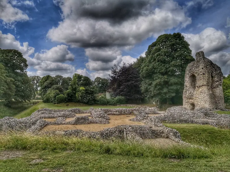 Ludgershall Castle: Ludgershall Castle was probably begun in the 11th century by Edward of Salisbury, Sheriff of Wiltshire. It was much improved by King John in the 13th century wh