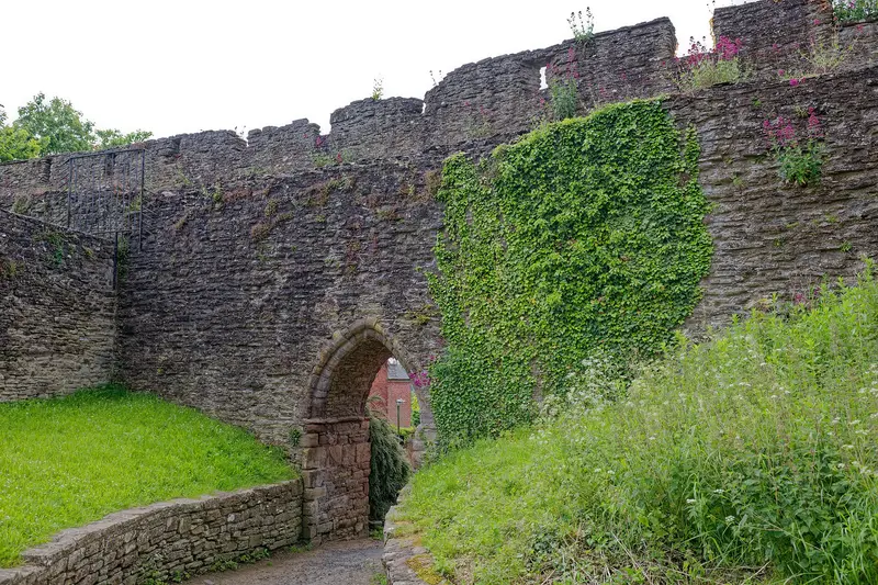 Ludlow Castle: Ludlow: Ludlow Castle, Outer Bailey Walls, South side, seen from the North