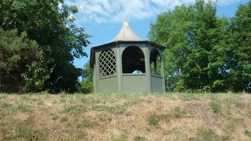 Montgomery Castle: Gazebo at Montgomery Castle
