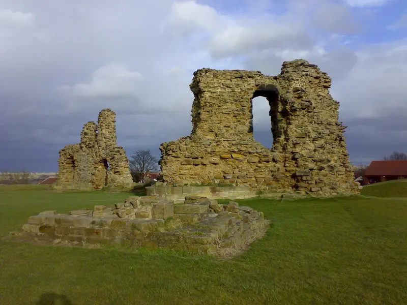Sandal Castle: A view of the remaining wall at Sandal Castle.
