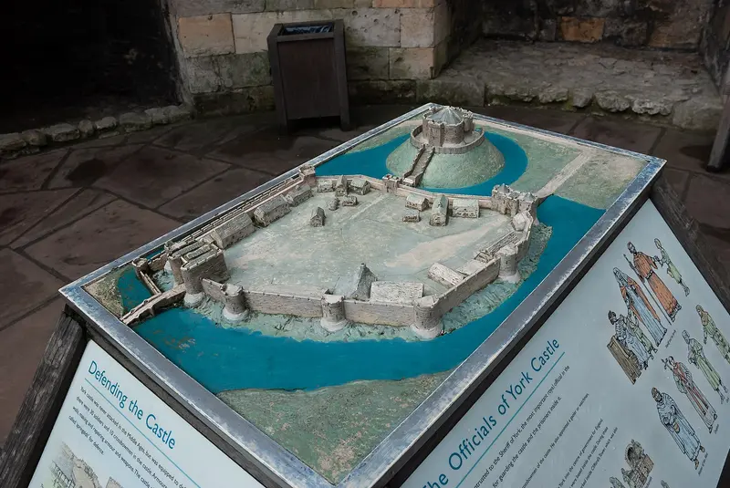 York Castle (Clifford's Tower): York castle - A model of the castle and its original grounds
